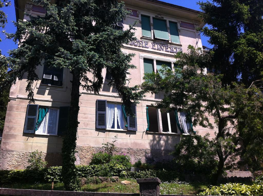 Pensione Elvezia Rapallo Exteriör bild